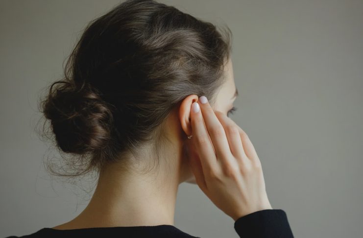 Enlever un bouchon de cérumen : les remèdes de grand-mère les plus efficaces bouchon cerumen remede grand-mere