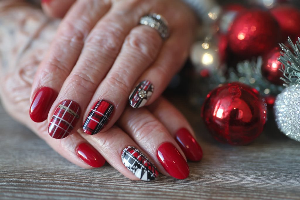idées ongles Noel