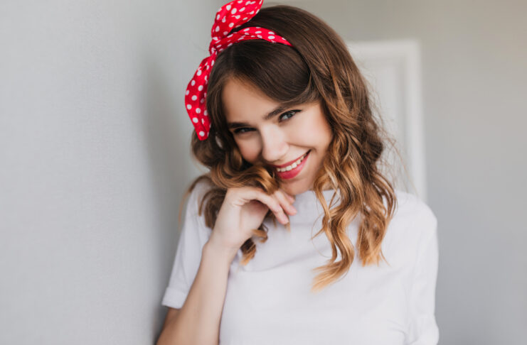 Comment porter et nouer un foulard de manière tendance ? nouer un foulard