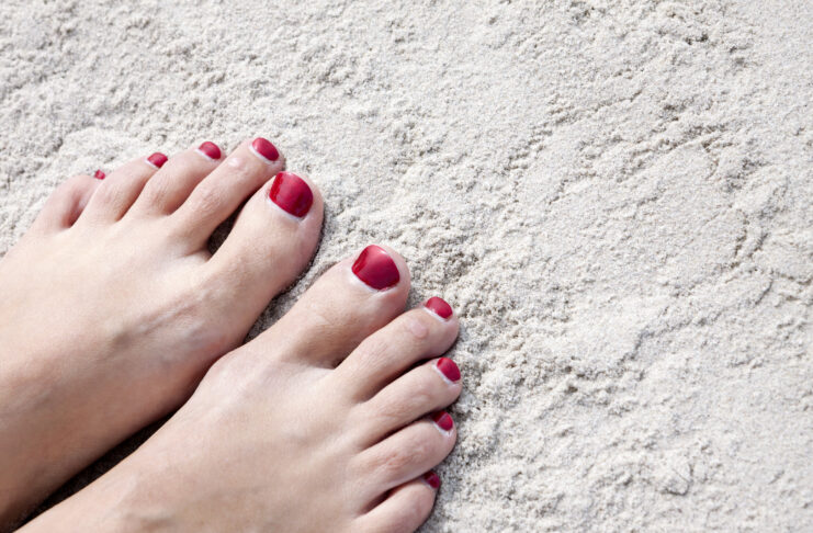 Semi-permanent pour les pieds : les couleurs tendance qui subliment vos orteils vernis semi permanent pied