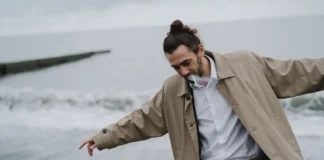Trench, caban ou parka légère : quel manteau mi-saison mérite vraiment votre argent manteau mi-saison homme
