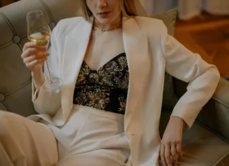 Combinaison de cérémonie : les 7 erreurs qui gâchent une tenue parfaite combinaison mariage femme