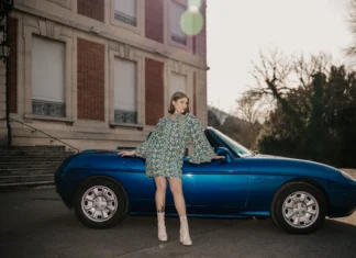 Robe droite : 6 erreurs qui transforment une valeur sûre en flop robe droite femme
