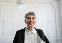 Couvrir ses cheveux blancs au naturel sans finir poil de carotte coloration naturelle pour couvrir cheveux blancs