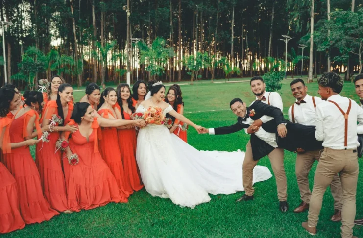 Robe terracotta pour un mariage : 7 erreurs qui gâchent (presque) toujours le look robe terracotta mariage